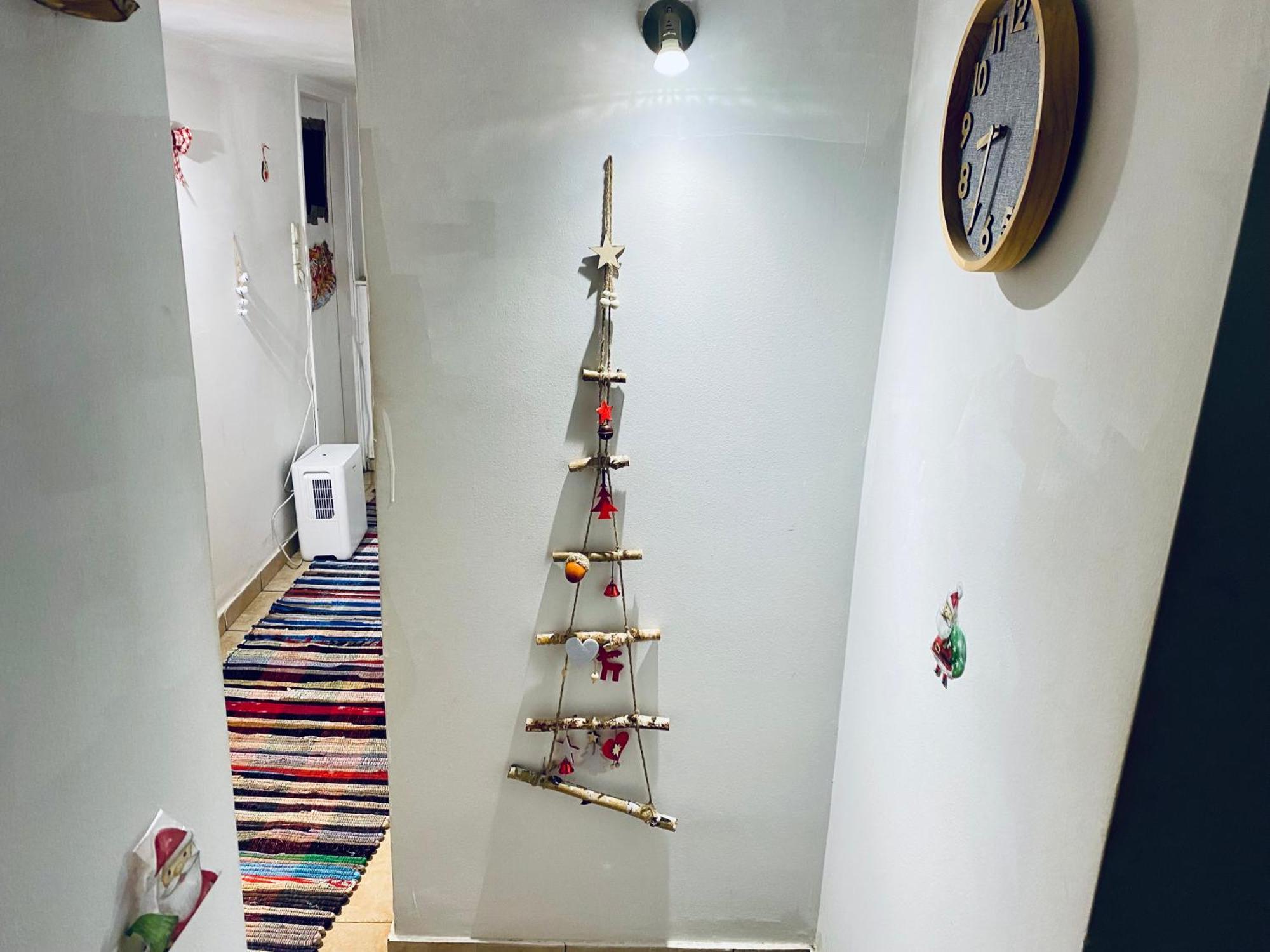 20 Mins From Centre, Rural House Athens