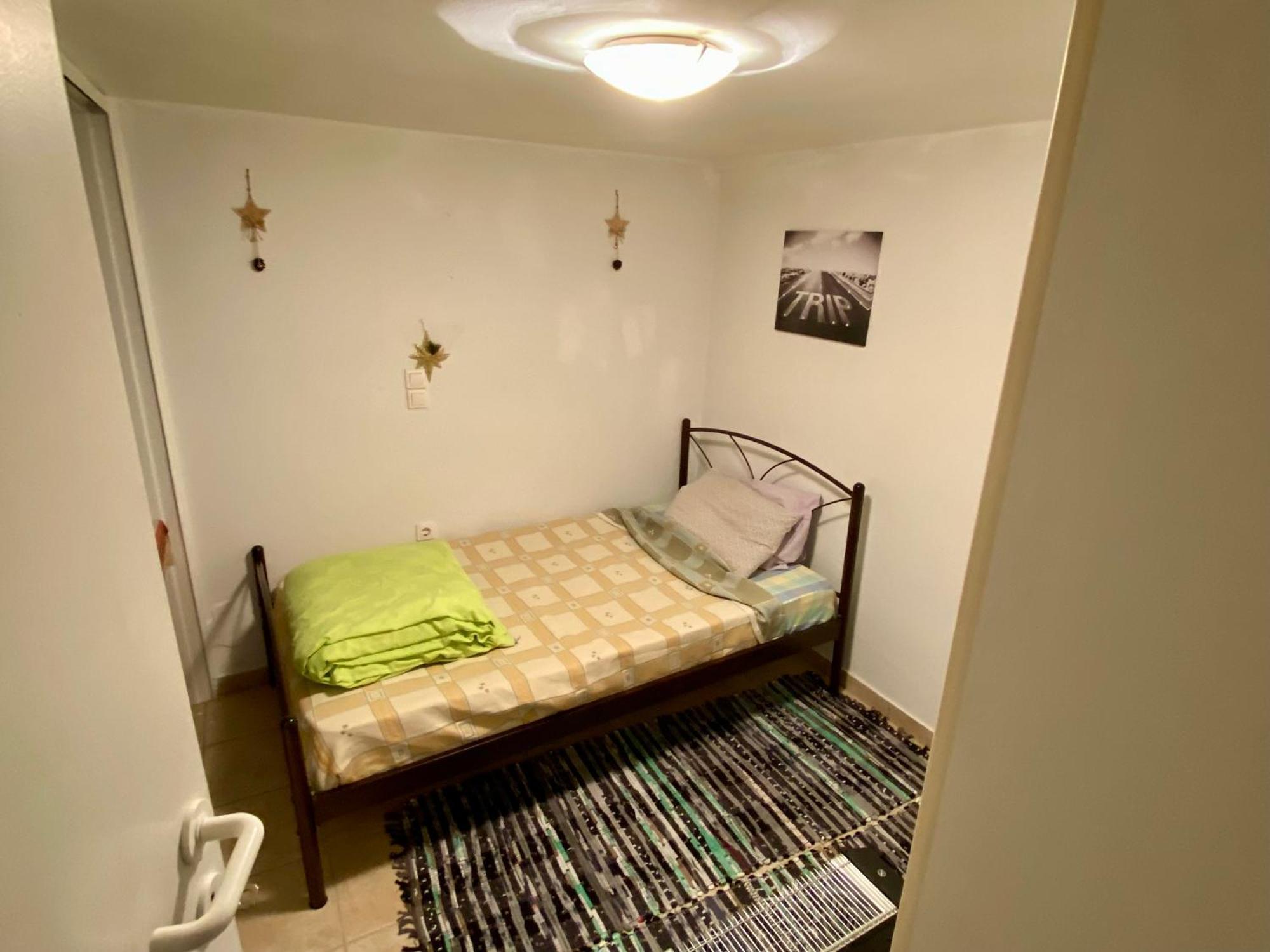 Holiday home 20 Mins From Centre, Rural House *