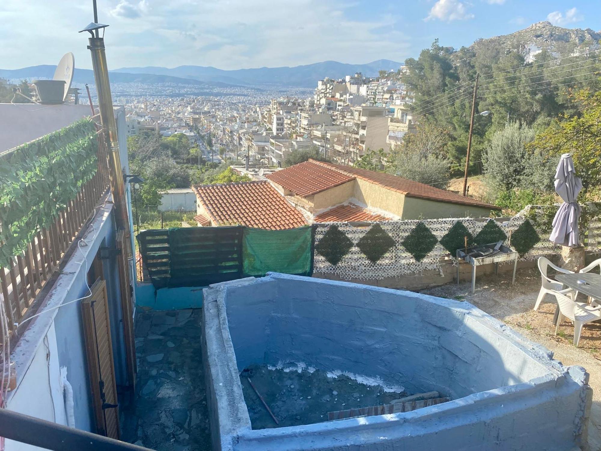 Holiday home 20 Mins From Centre, Rural House Athens
