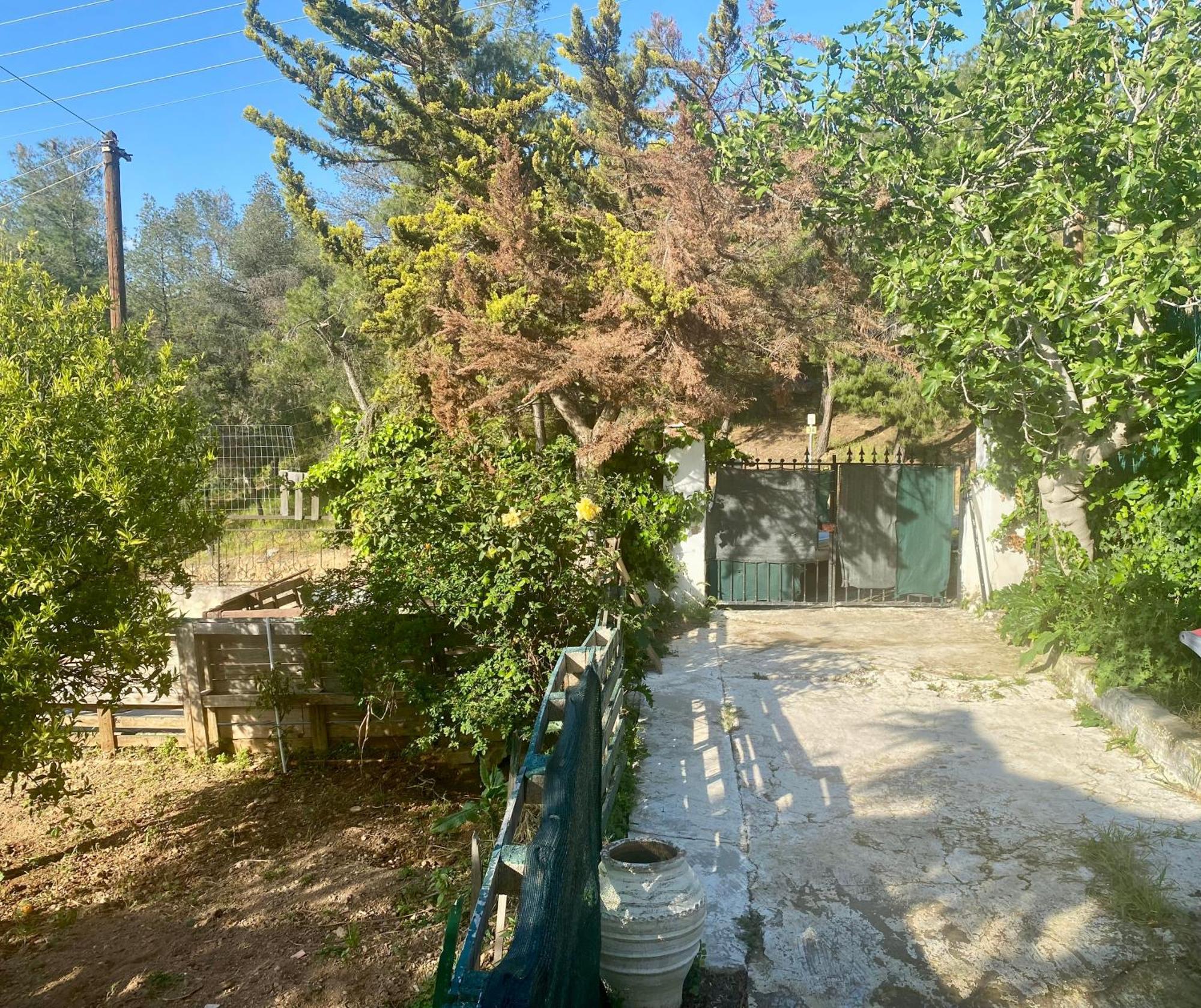 20 Mins From Centre, Rural House Holiday home Athens