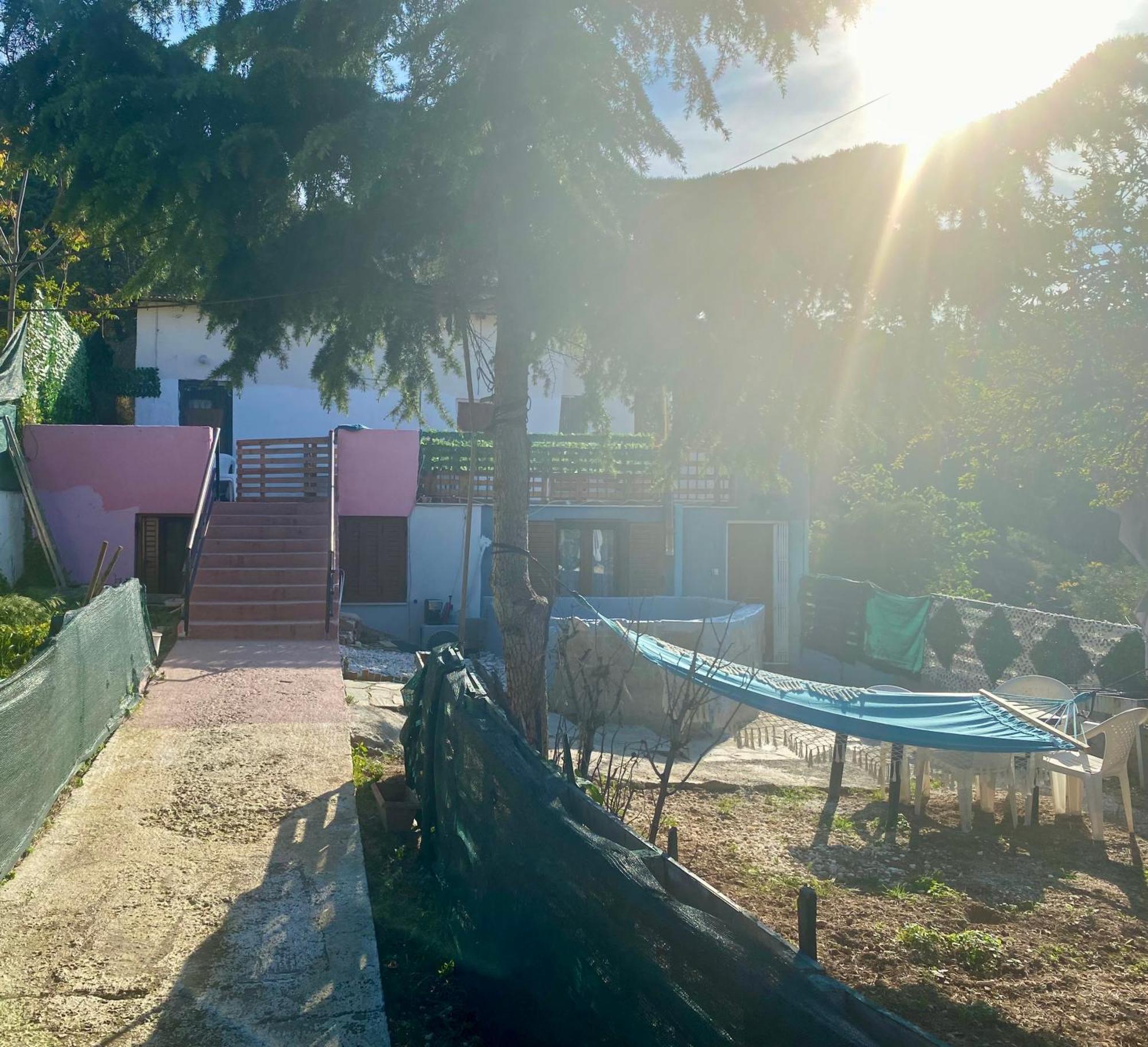 Holiday home 20 Mins From Centre, Rural House Athens