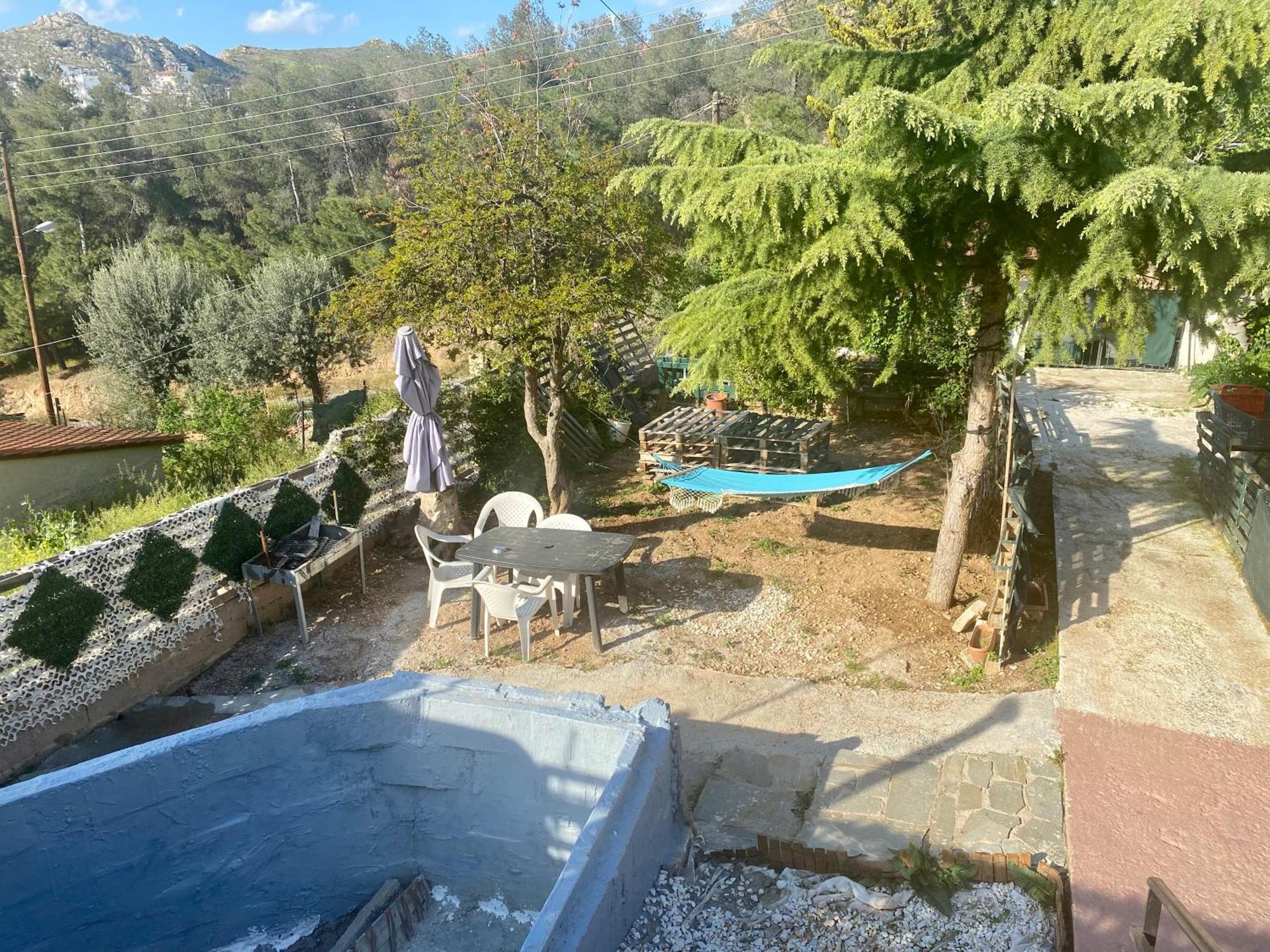 20 Mins From Centre, Rural House